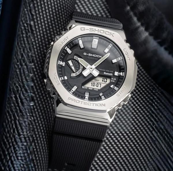 Gshock GM2100 Silver Black Leather