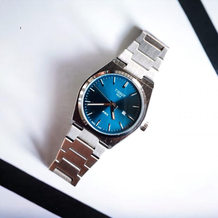 Selected Variant Image