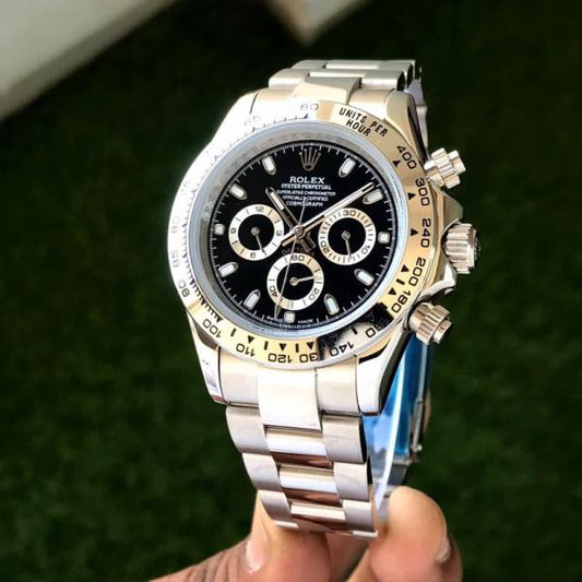 Rolex Daytona silver chain black dial